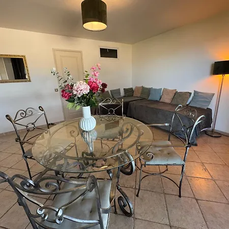 Baie Des Anges Apartamento *