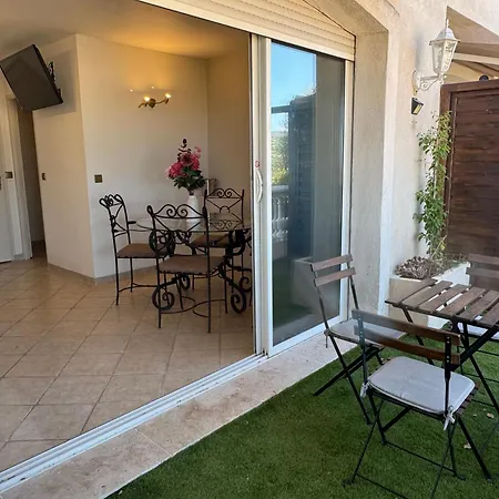 Baie Des Anges Apartment *