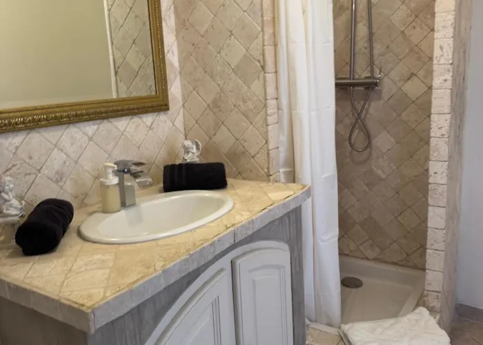 Baie Des Anges Apartamento *