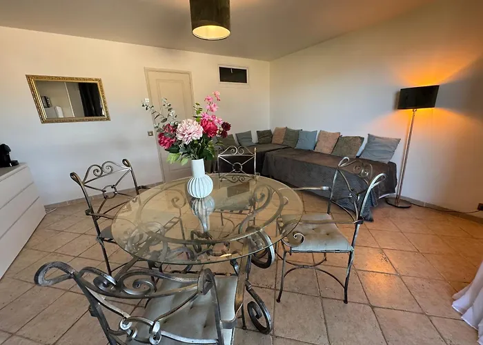 Baie Des Anges Apartament *